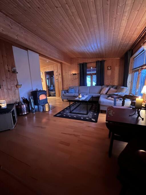 Vakantiehuis Cozy And Spacious